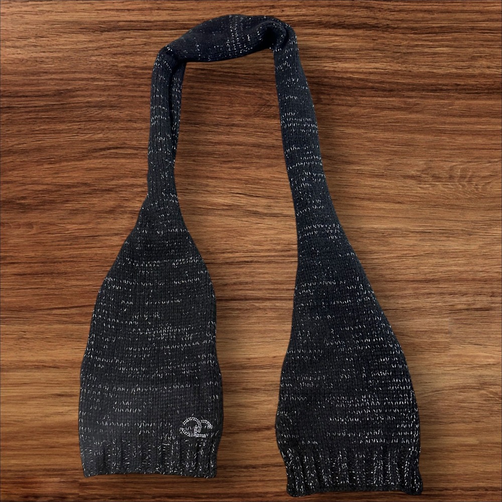 Juicy Couture‎ Women's Black Scarf Knit Rhinestone Sparkle Logo One Size